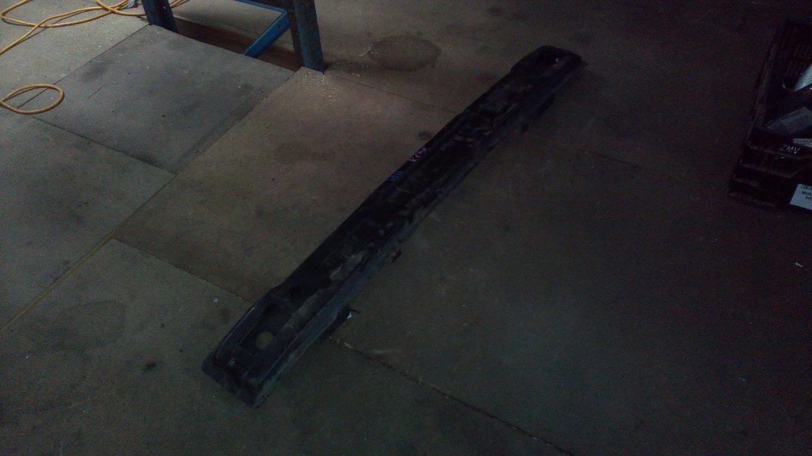 2004 Hyundai Terracan R/Bar Bracket/Reinfo View Auto part R/Bar Bracket/Reinfo Hyundai Terracan 2004