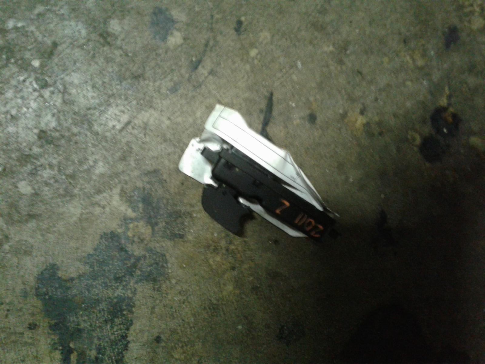 View Auto part Pwr Dr Wind Switch Mazda 2 2011