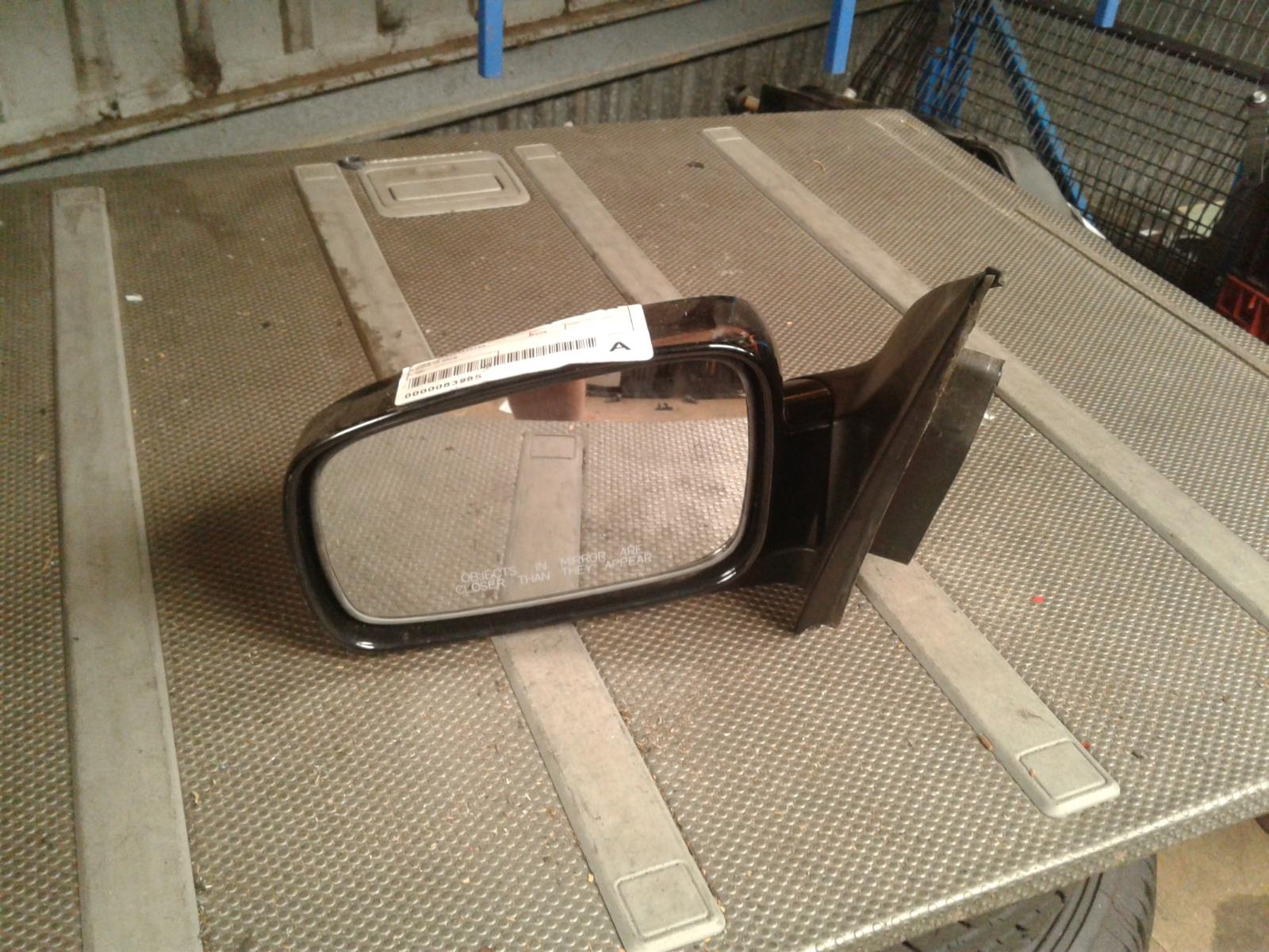 View Auto part Left Door Mirror Kia Sorento 2008