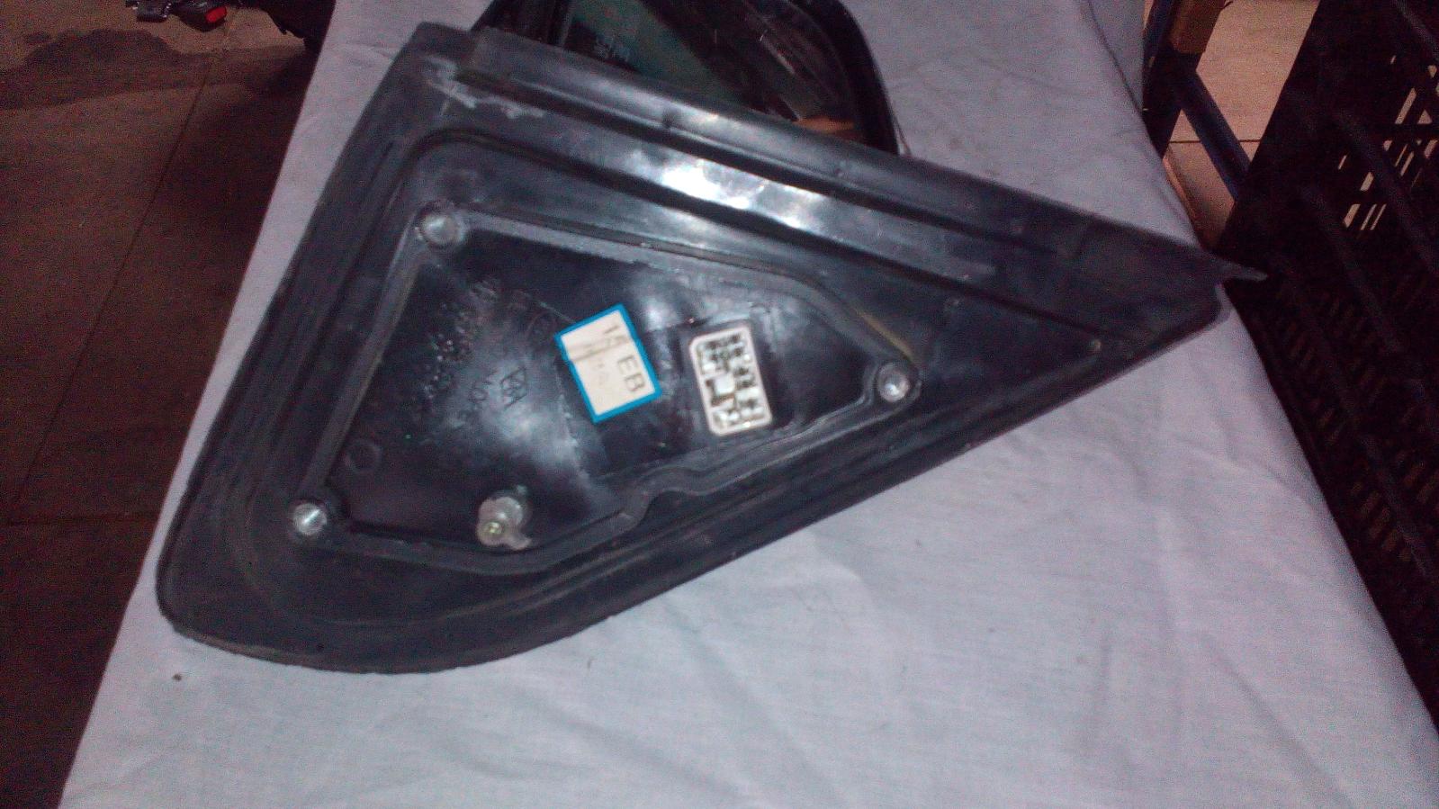 View Auto part Left Door Mirror Kia Sorento 2008
