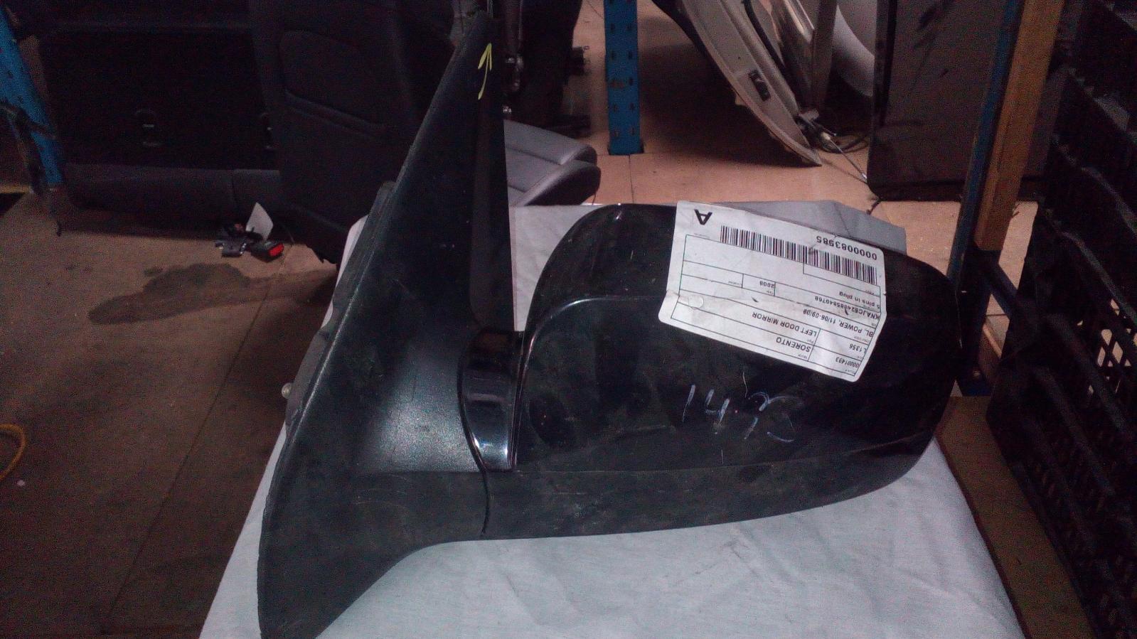 View Auto part Left Door Mirror Kia Sorento 2008