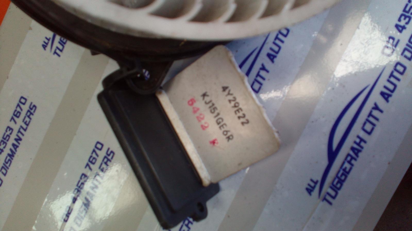 View Auto part Heater Fan Motor Mazda Tribute 2005