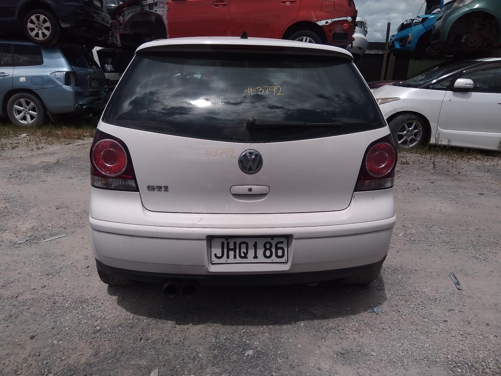 2006 Volkswagen Polo A/C Condenser View Auto part A/C Condenser Volkswagen Polo 2006