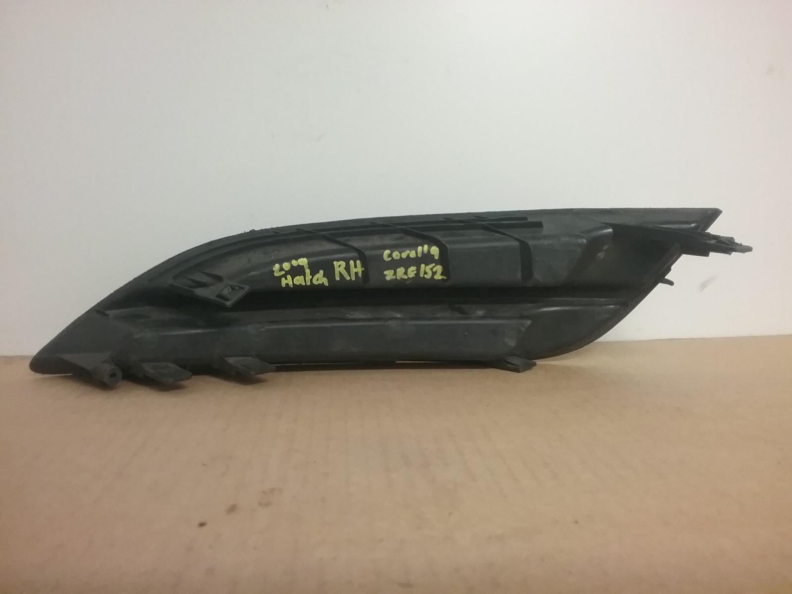 View Auto part Grille Toyota Corolla 2008