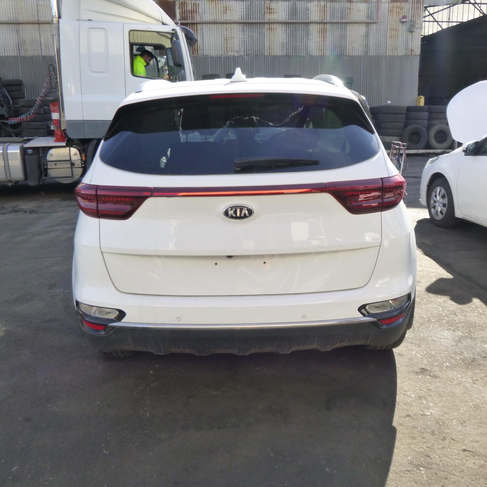 View Auto part Radio/Cd/Dvd/Sat/Tv Kia Sportage 2018
