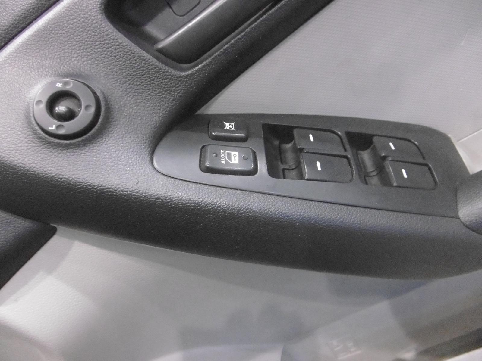 View Auto part Washer Bottle Kia Cerato 2009