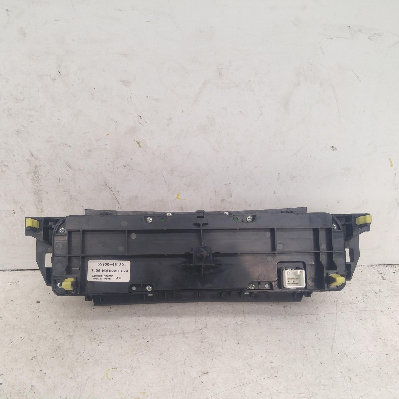 View Auto part Heater/Ac Controls Toyota Kluger 2007