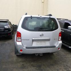 View Auto part Grille Nissan Pathfinder 2006