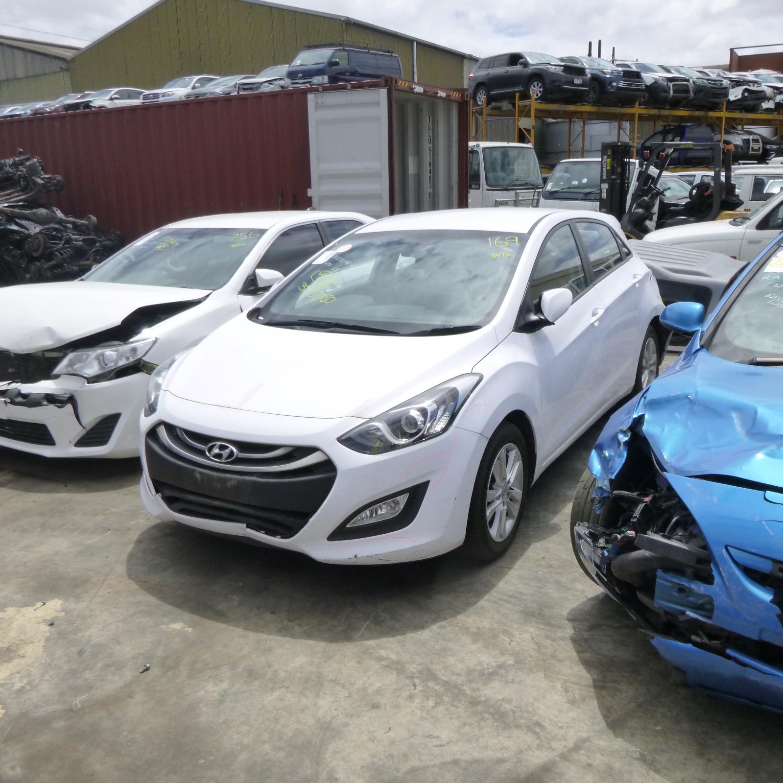 View Auto part Door/Boot/Gate Lock Hyundai I30 2014