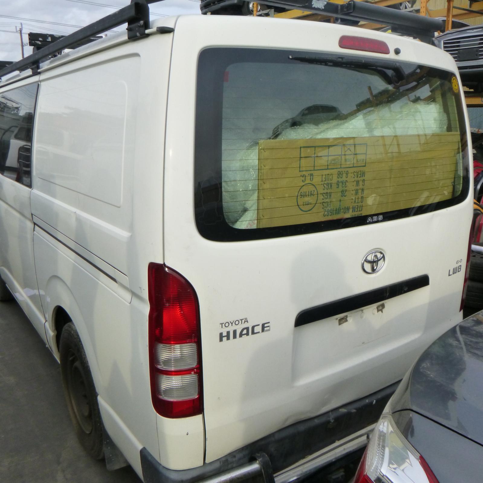 Rear Bumper Hiace Toyota 2006