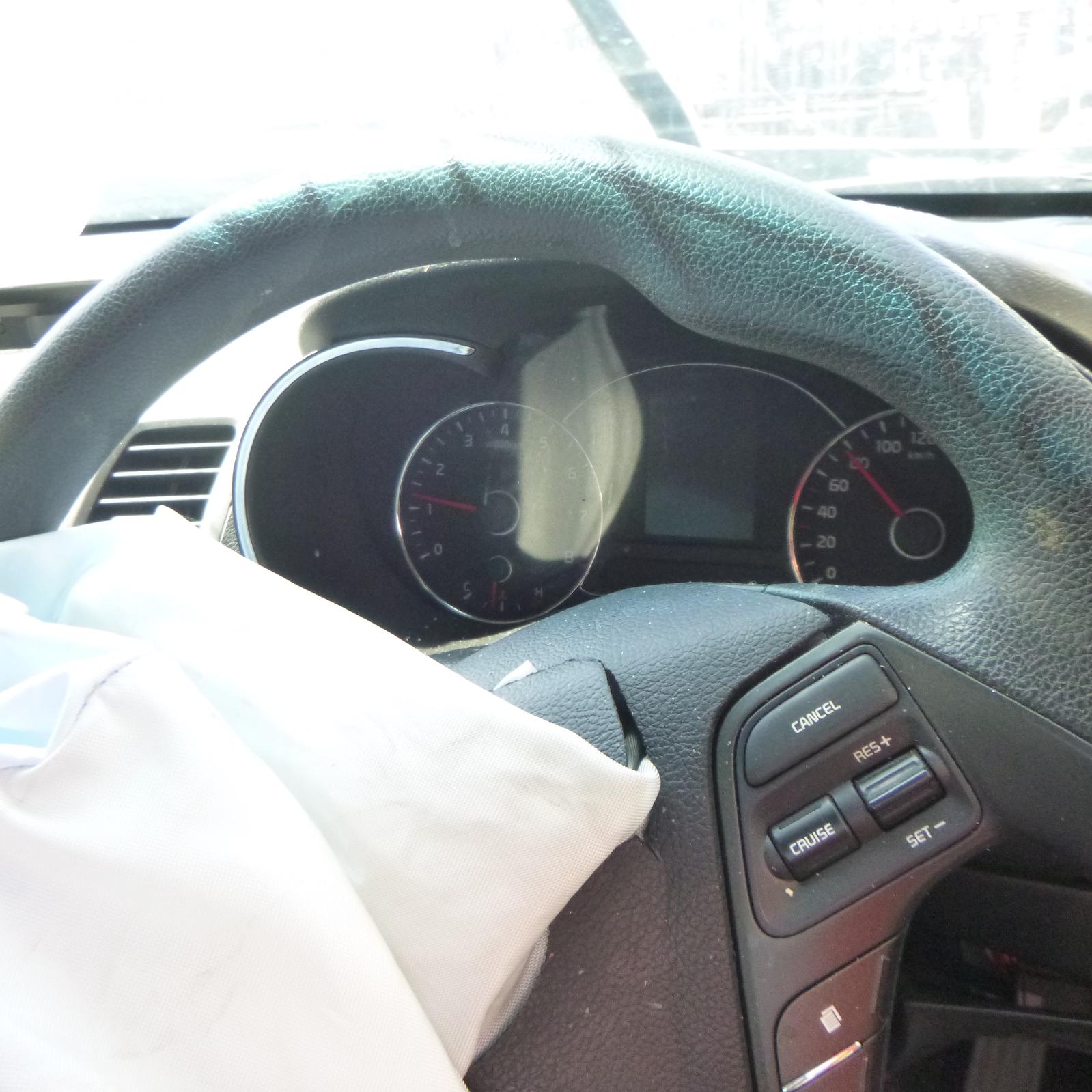 View Auto part Reverse Camera Kia Cerato 2016