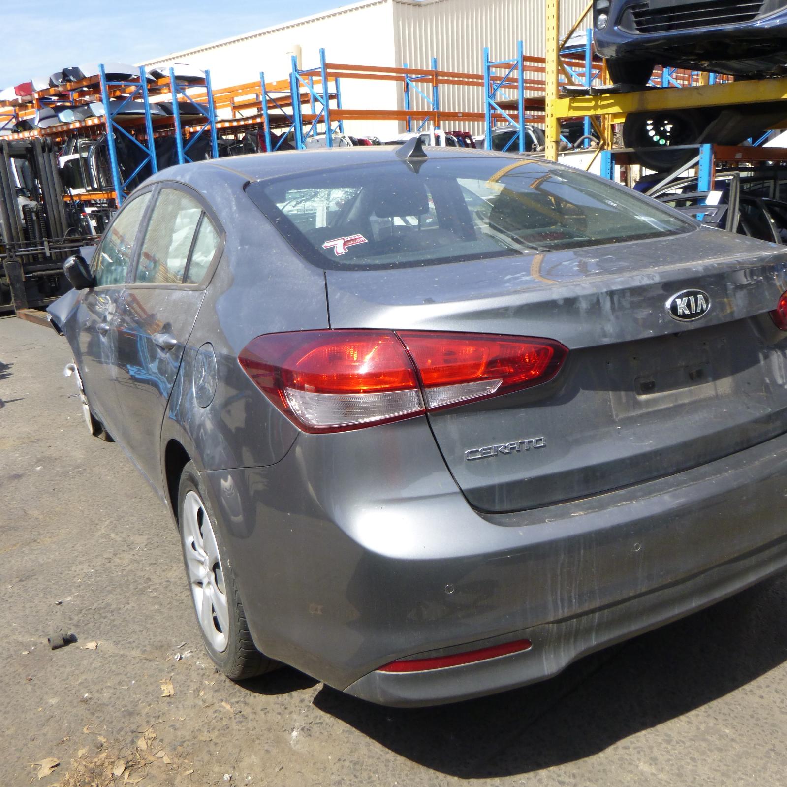 View Auto part Reverse Camera Kia Cerato 2016