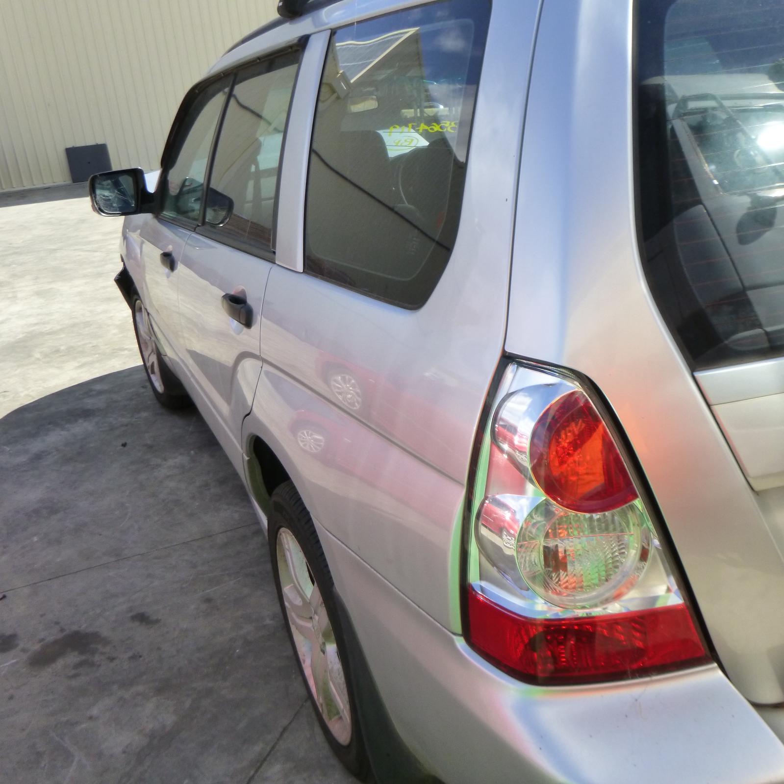 View Auto part Door Handle Subaru Forester 2006