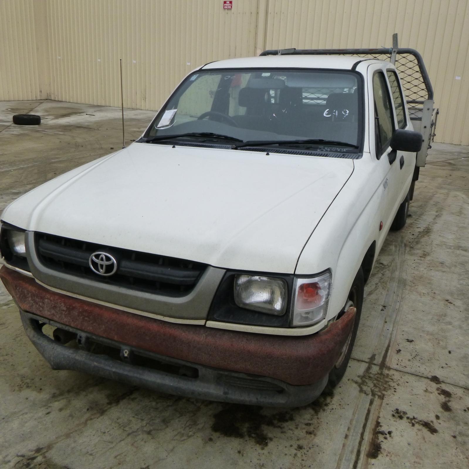 View Auto part Sunvisor Toyota Hilux 2002