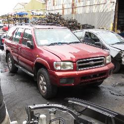 View Auto part Right Headlamp Nissan Pathfinder 1999