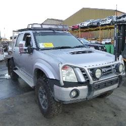 View Auto part Ecu Isuzu Dmax 2010