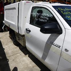 View Auto part Fuel Tank Toyota Hilux 2017