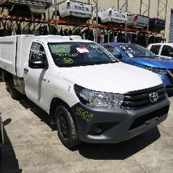 View Auto part Fuel Tank Toyota Hilux 2017