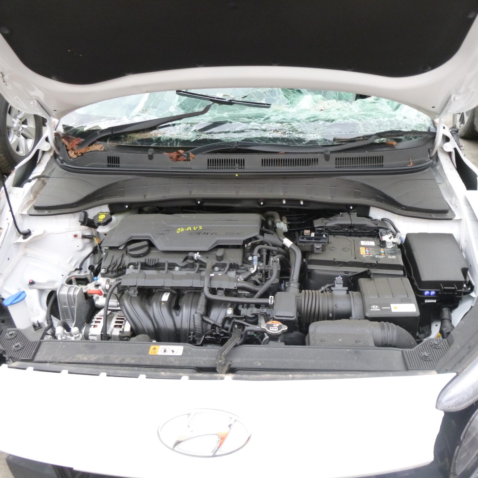 View Auto part Door Handle Hyundai Kona 2021