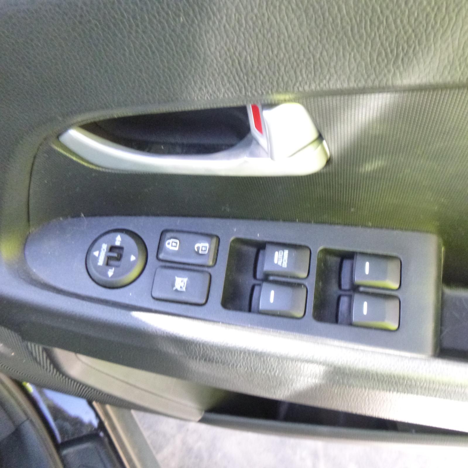 View Auto part Abs Sensor Kia Sportage 2011