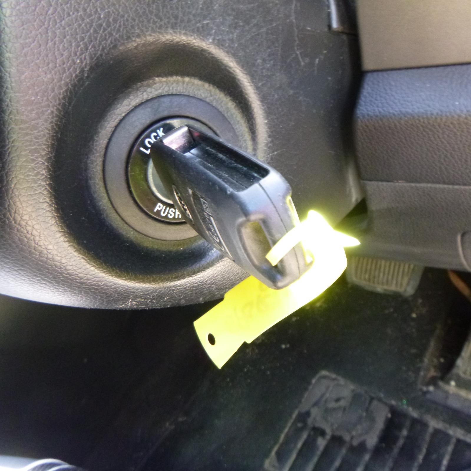 View Auto part Seatbelt/Stalk Kia Sportage 2011