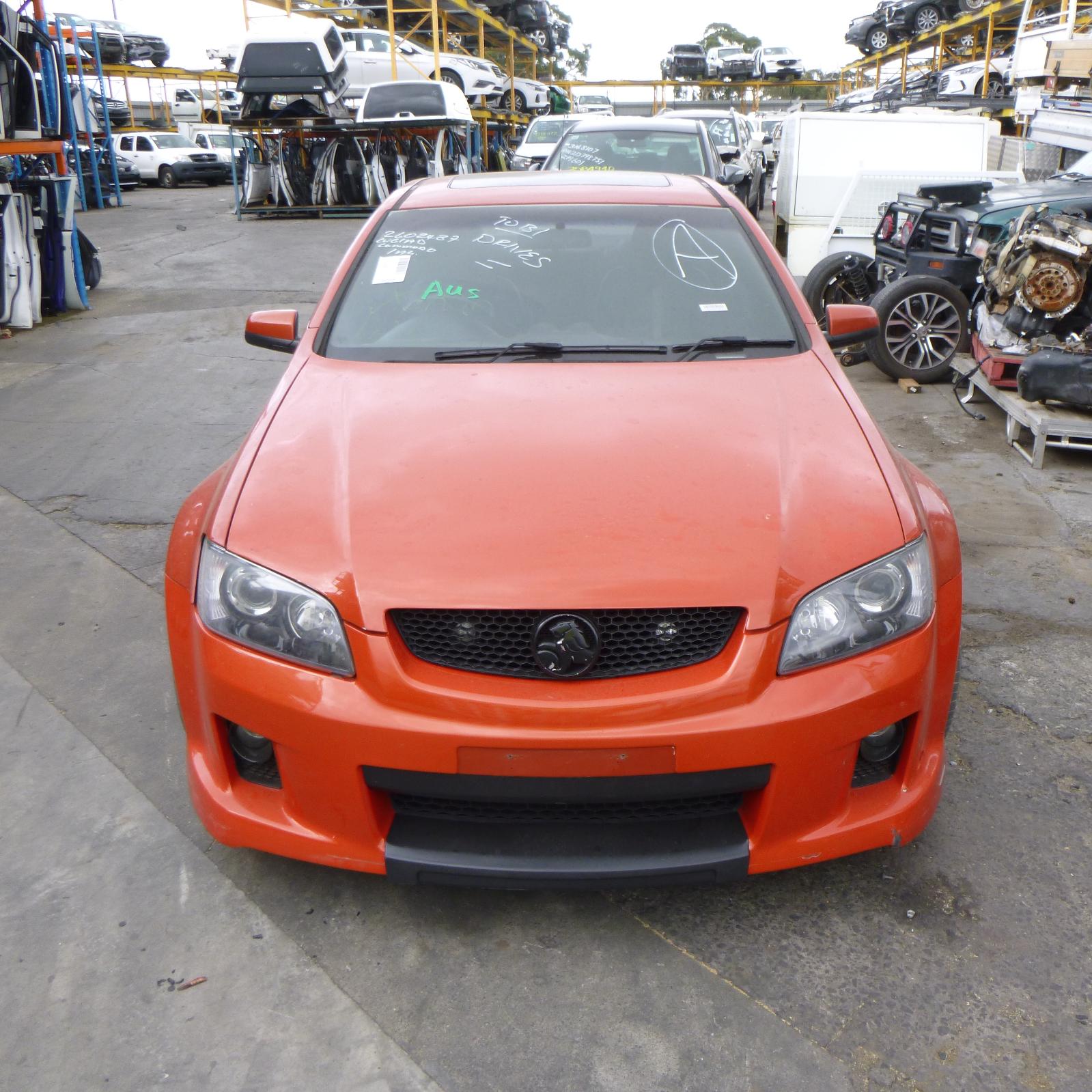 Bonnet Hinge/Strut Commodore Holden 2007