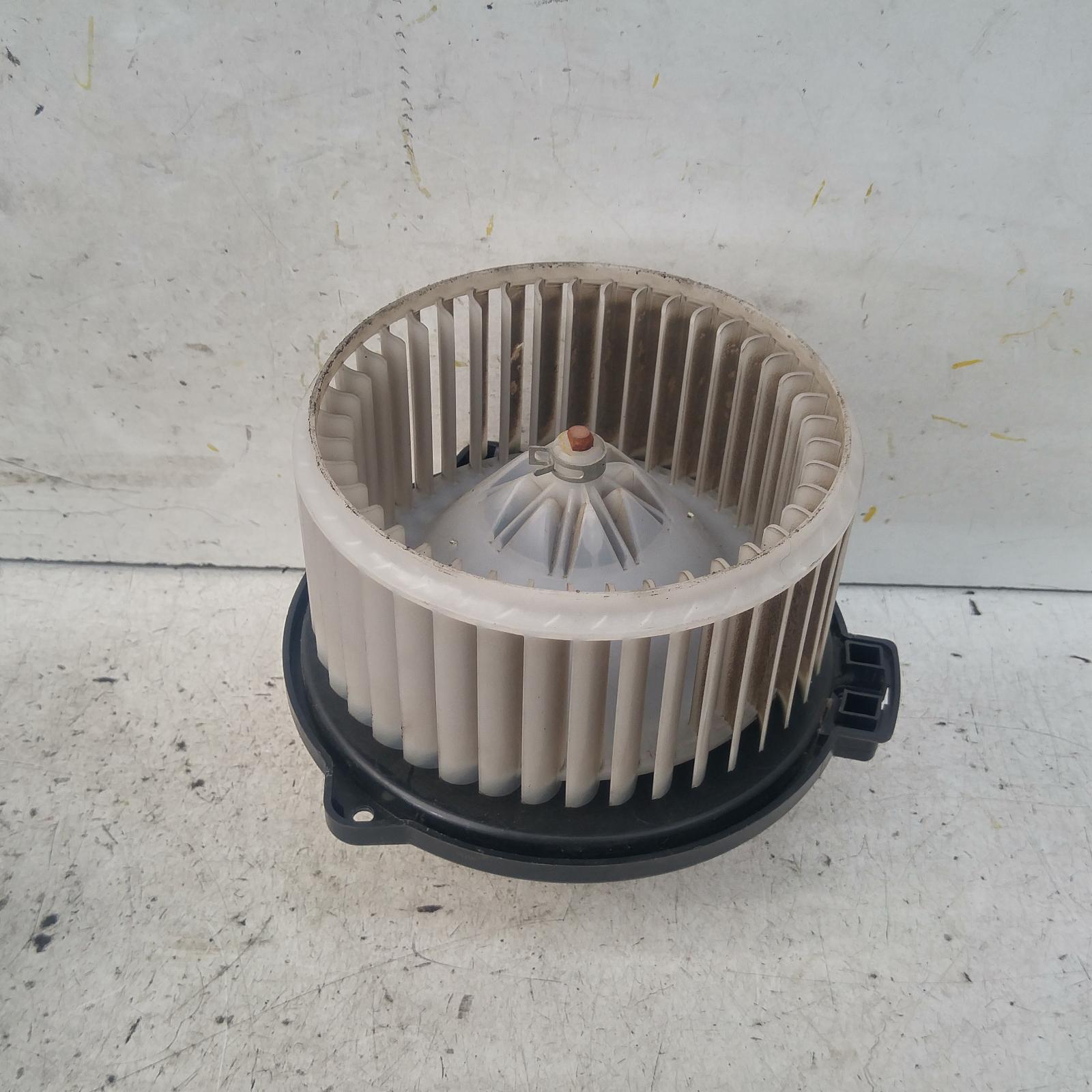 View Auto part Heater Fan Motor Toyota Corolla 2005
