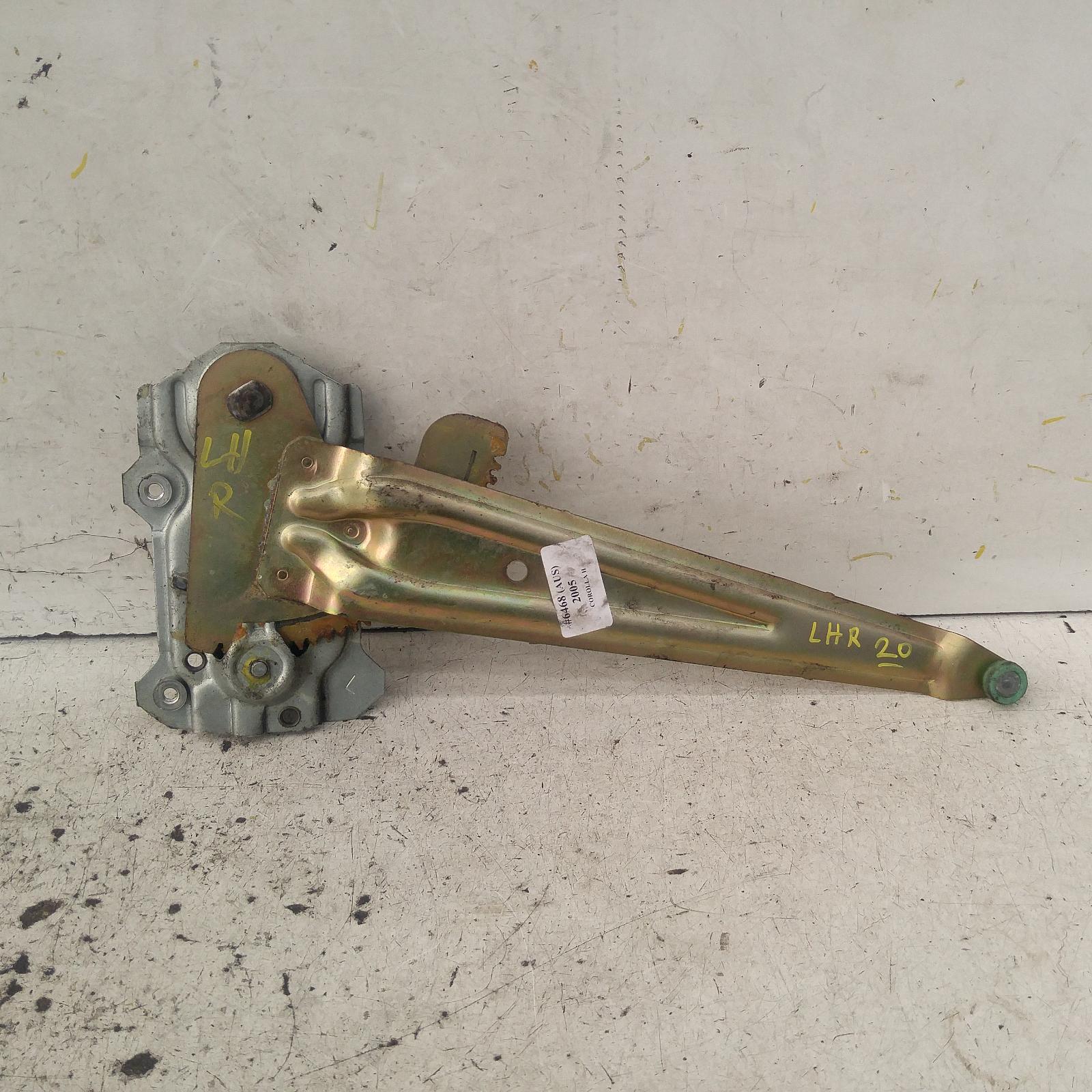 View Auto part Left Rear Wnd Reg/Motor Toyota Corolla 2005
