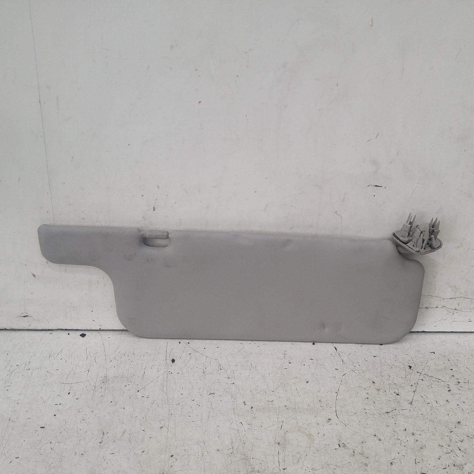 View Auto part Sunvisor Toyota Corolla 2005