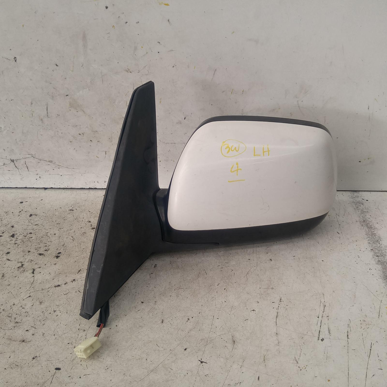 View Auto part Left Door Mirror Toyota Rav4 2001