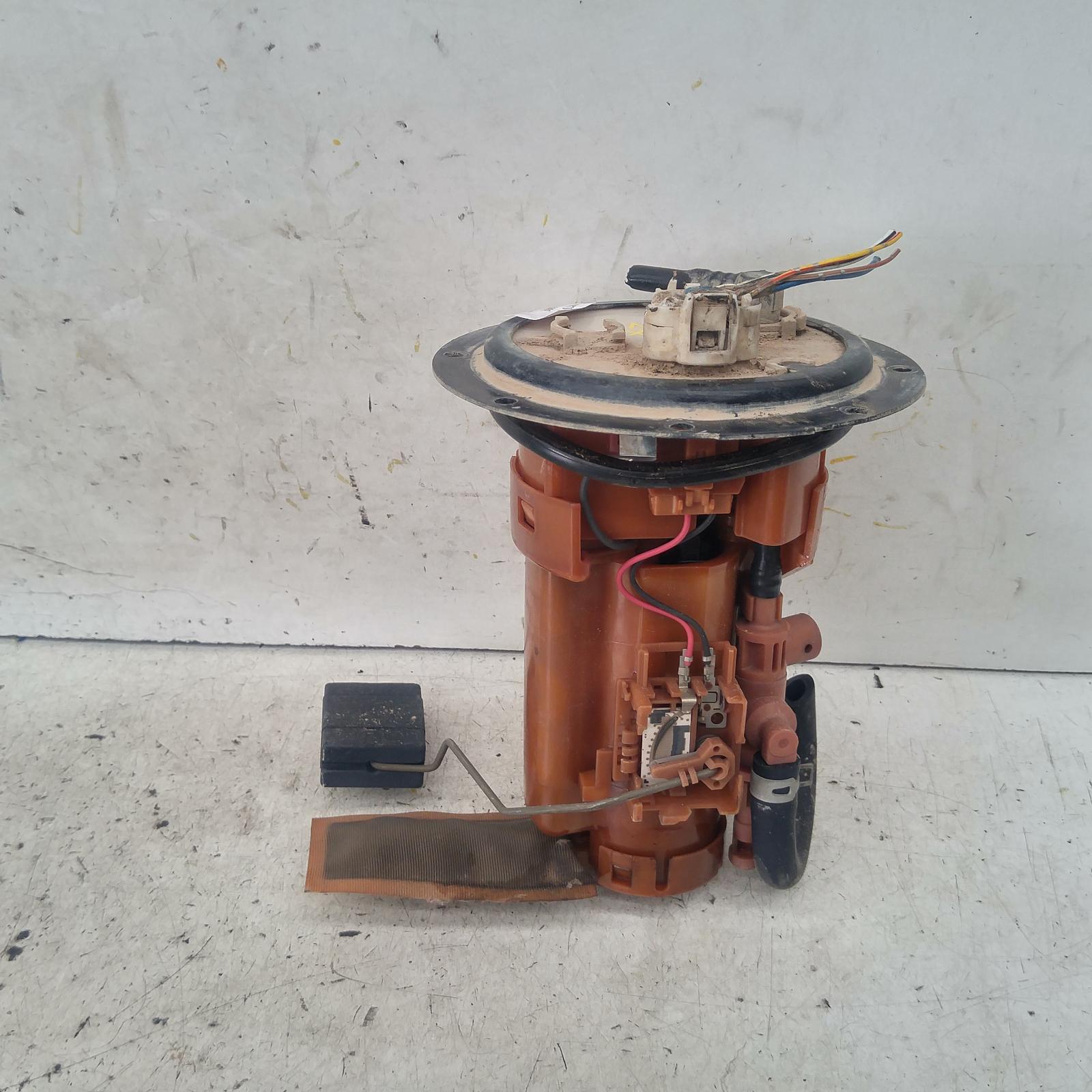 View Auto part Fuel Pump Toyota Rav4 2001