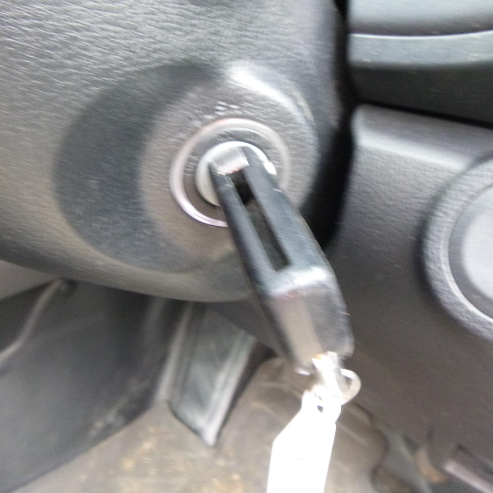 View Auto part Front Seat Toyota Hilux 2018