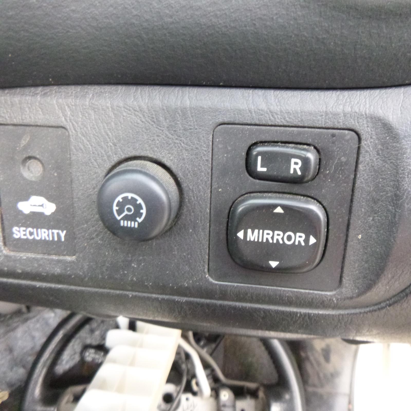 Airbag Module/Sensor Rav4 Toyota 2004