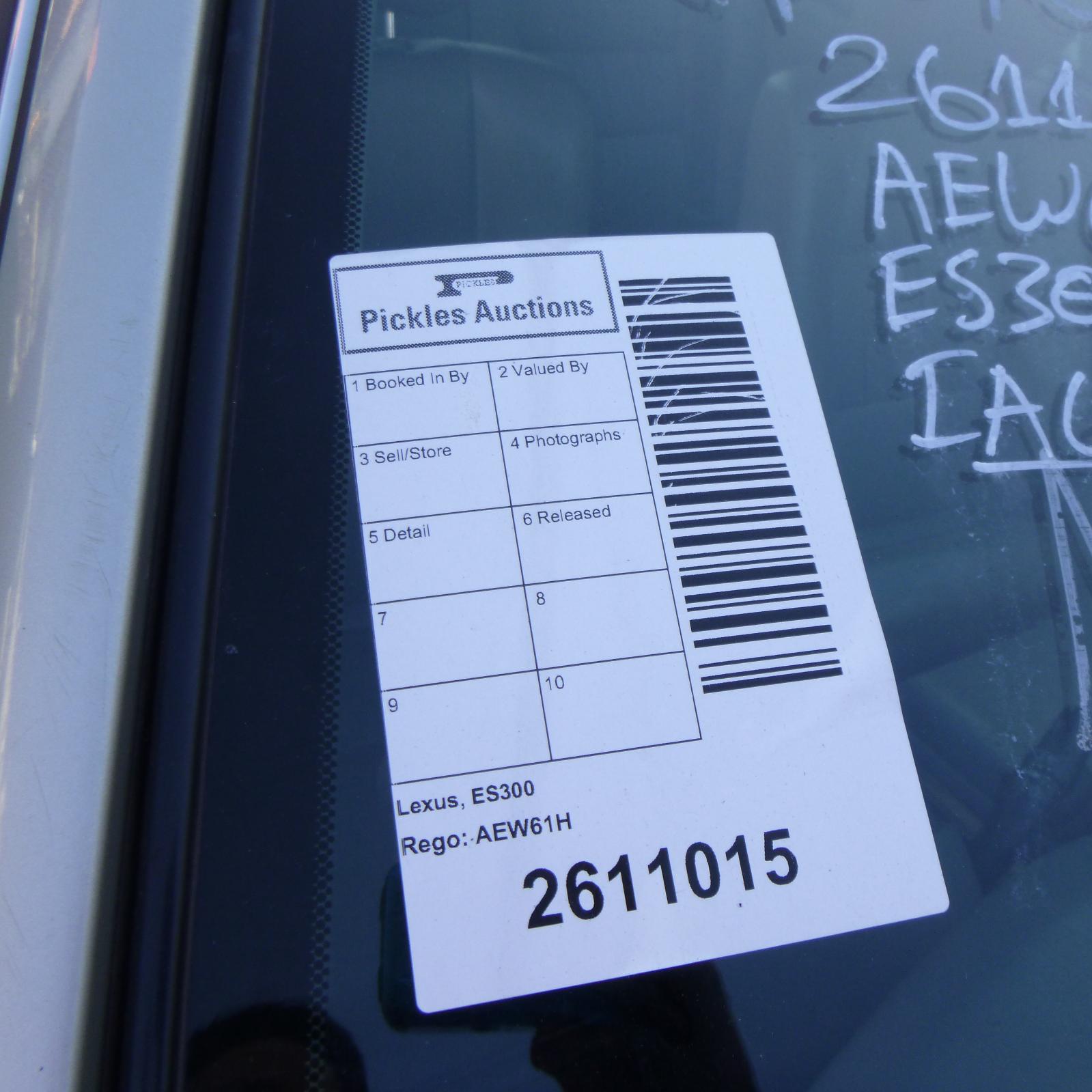 View Auto part Fuel Pump Lexus Es300 (92-05) 1997