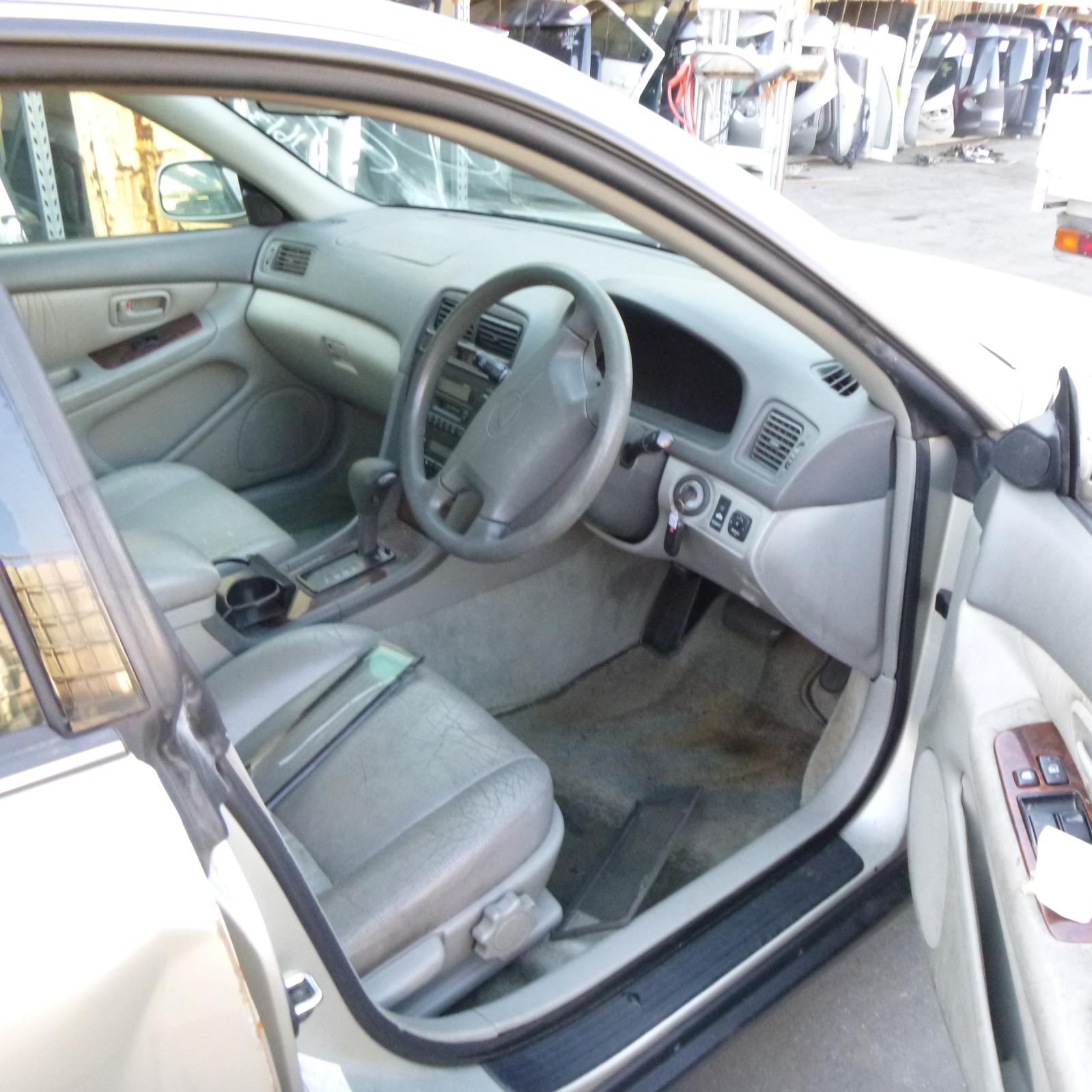 View Auto part Fuel Pump Lexus Es300 (92-05) 1997