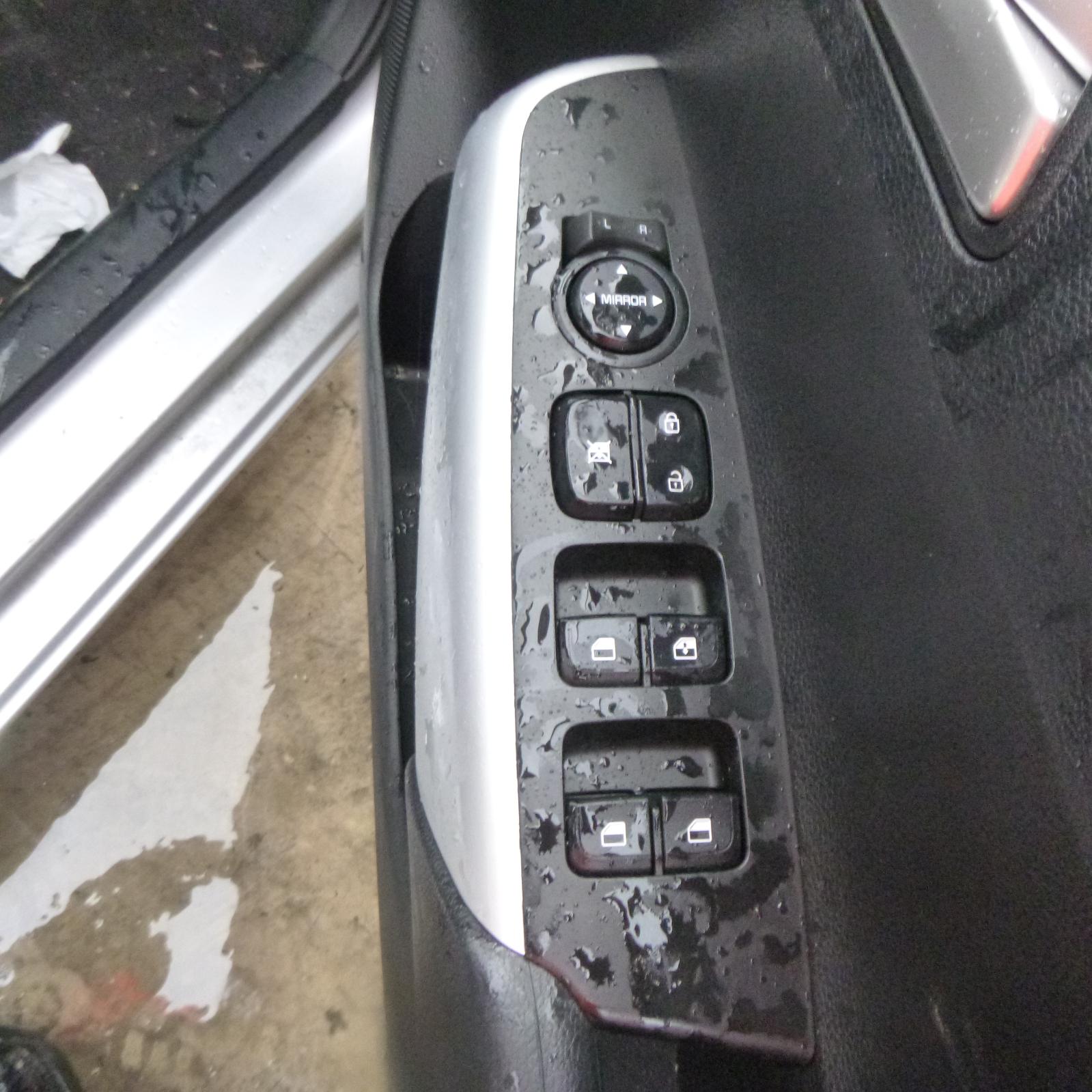 View Auto part Door/Boot/Gate Lock Kia Picanto 2021