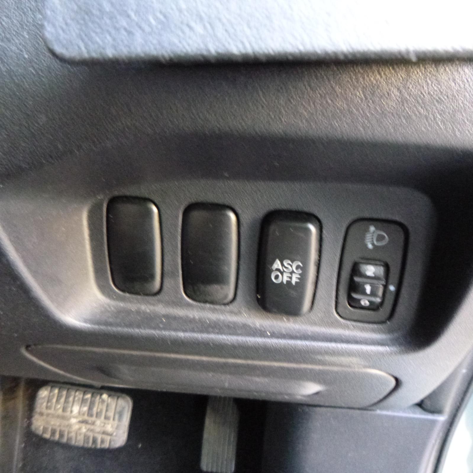 View Auto part Wiper Arm Mitsubishi Outlander 2008