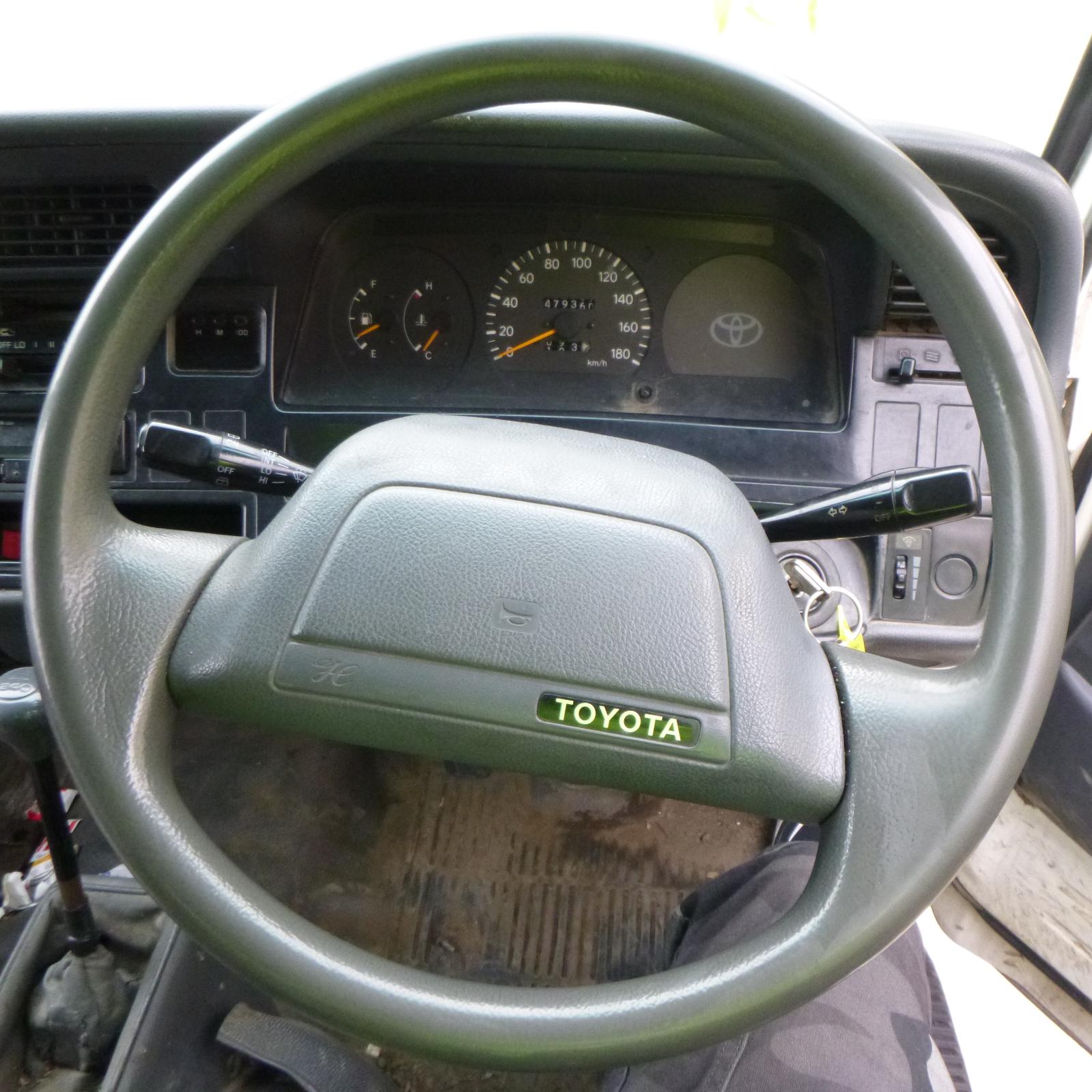 View Auto part Interior Mirror Toyota Hiace 1994
