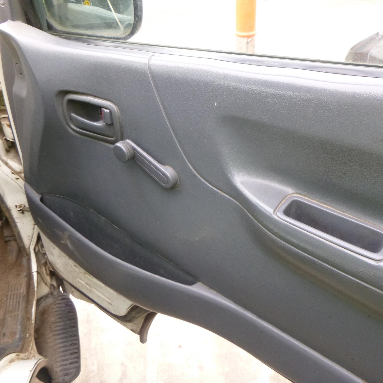 View Auto part Interior Mirror Toyota Hiace 1994