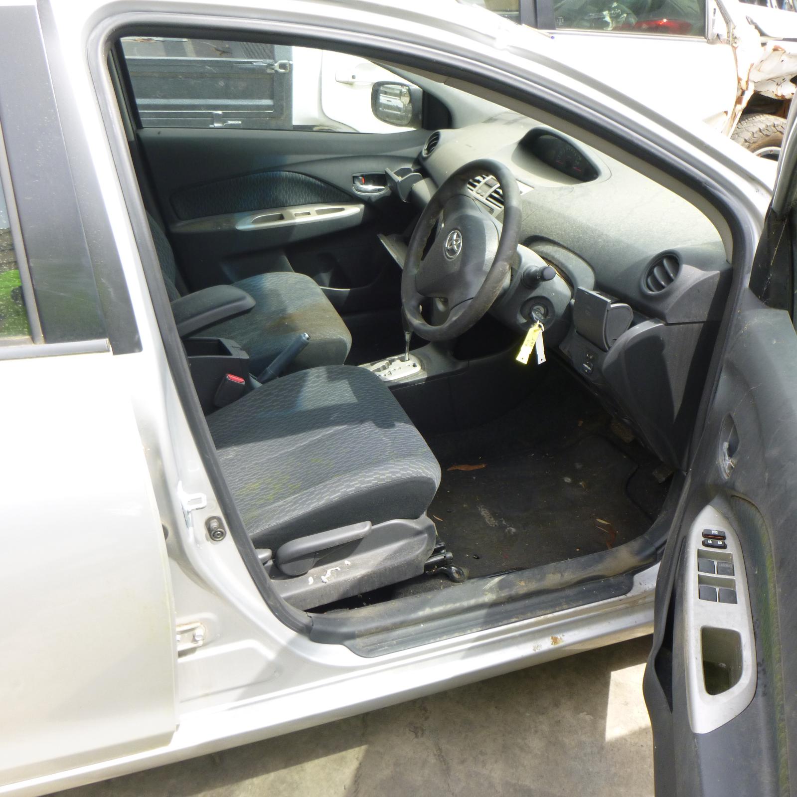 View Auto part Radio/Cd/Dvd/Sat/Tv Toyota Yaris 2009