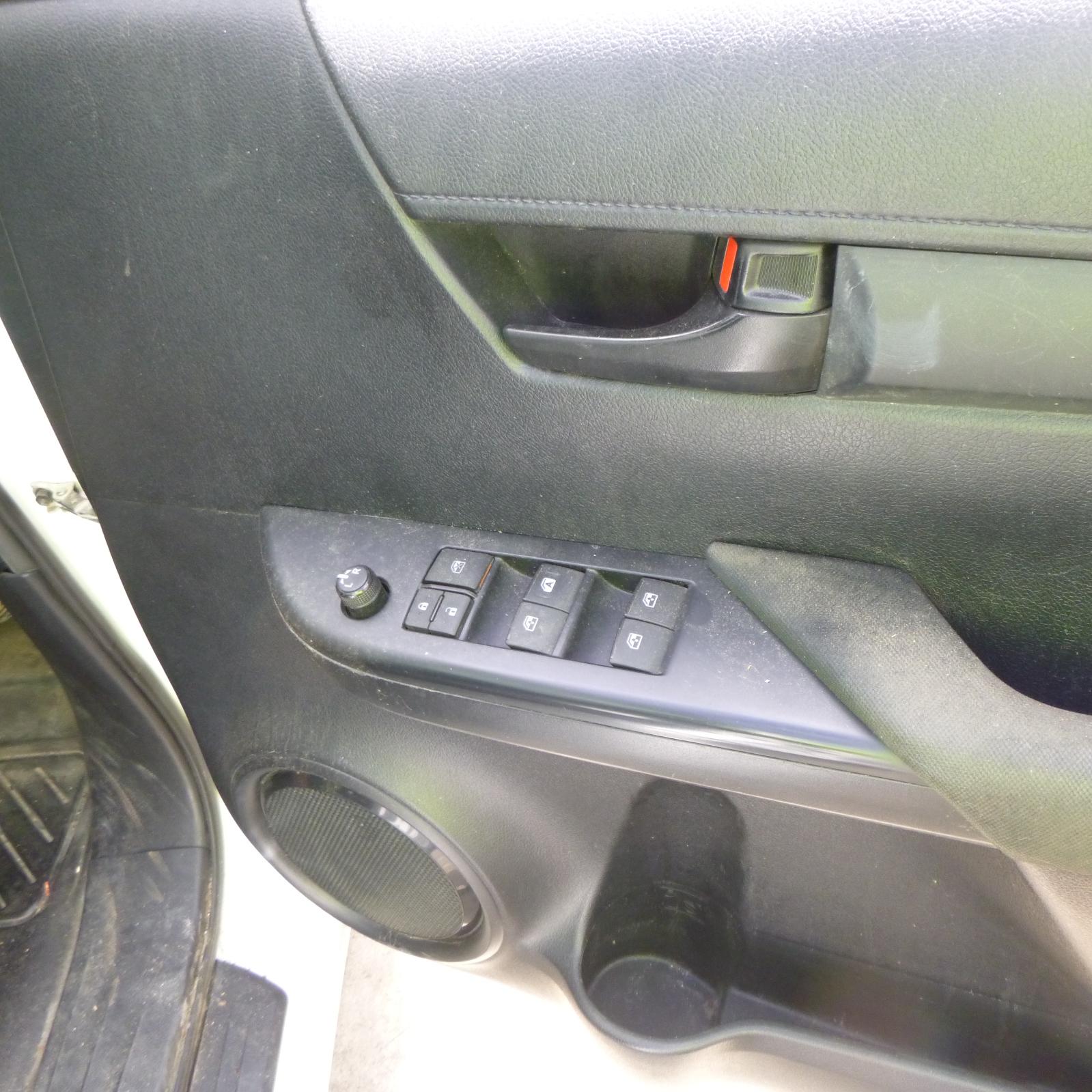 Door/Tailgate Seal Hilux Toyota 2017