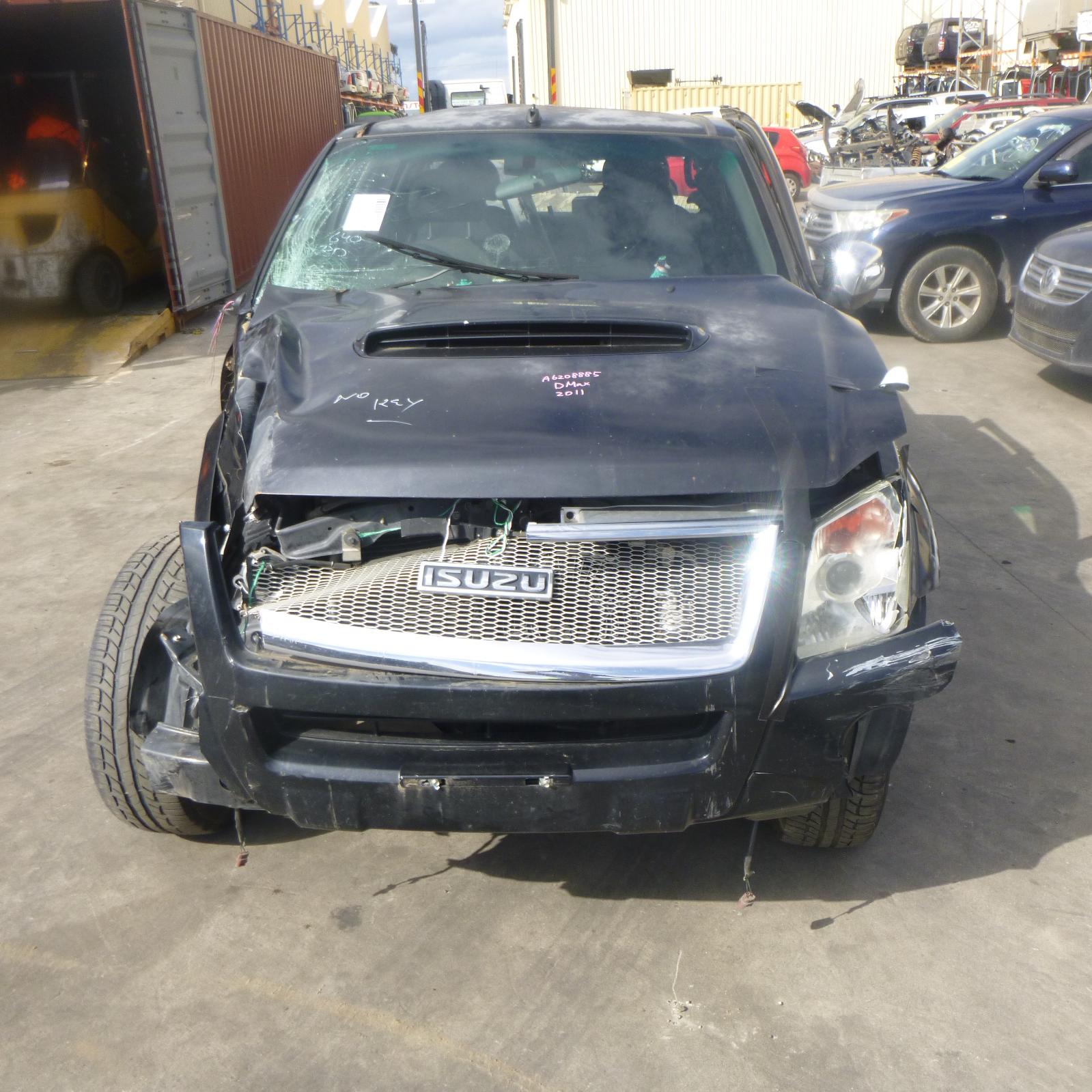 View Auto part Instrument Cluster Isuzu Dmax 2011