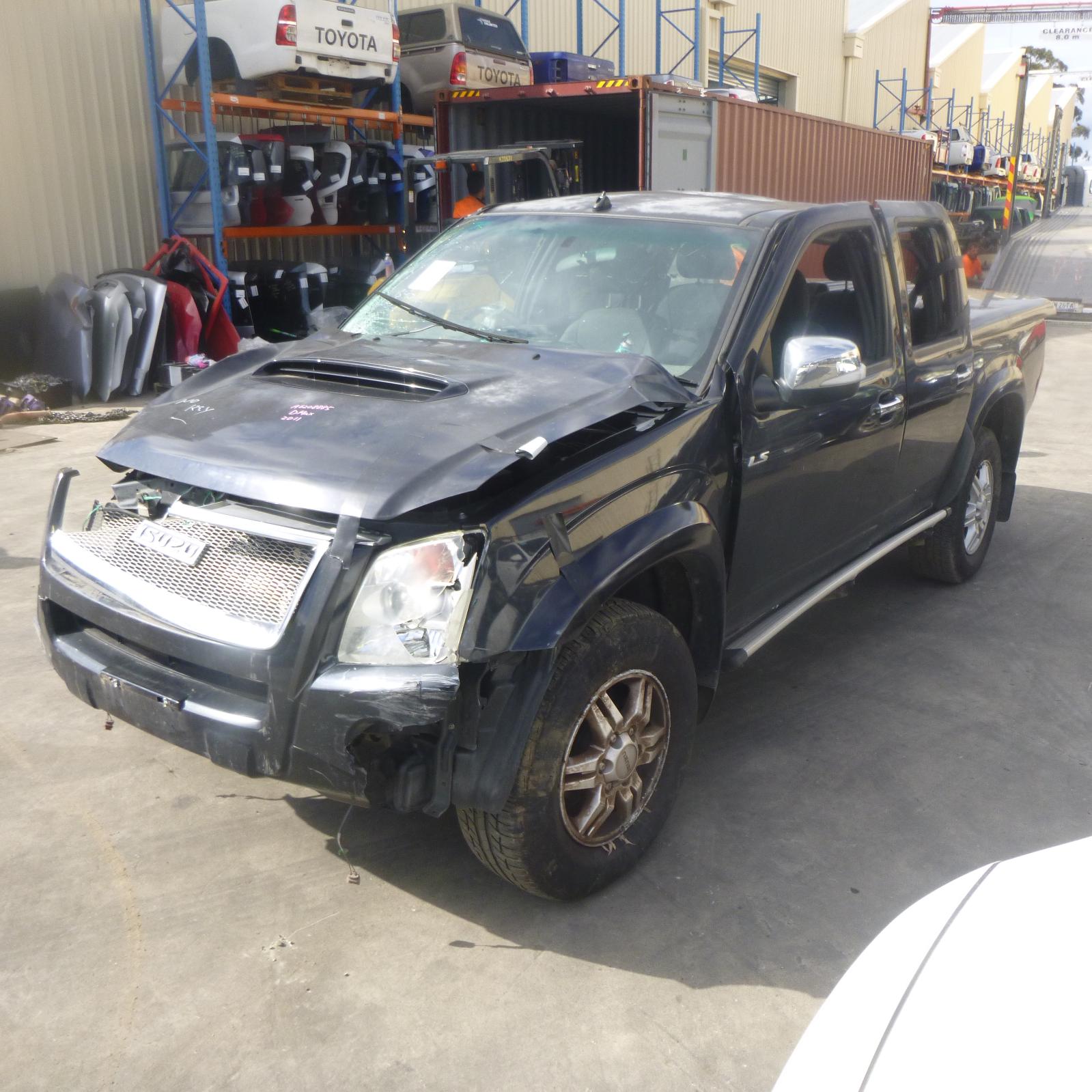 View Auto part Instrument Cluster Isuzu Dmax 2011