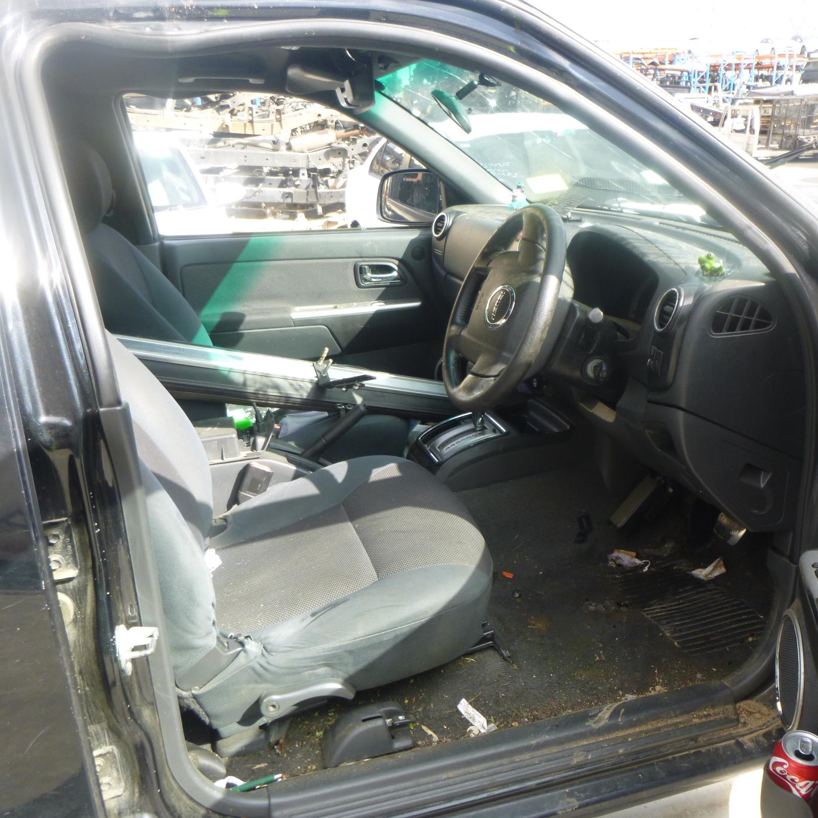 View Auto part Instrument Cluster Isuzu Dmax 2011