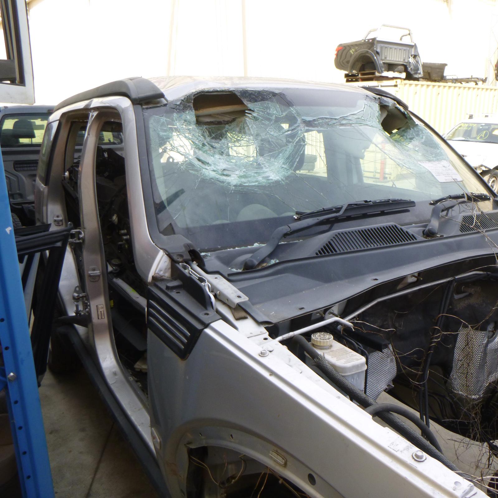 View Auto part Rear Bumper Dodge Nitro 2007