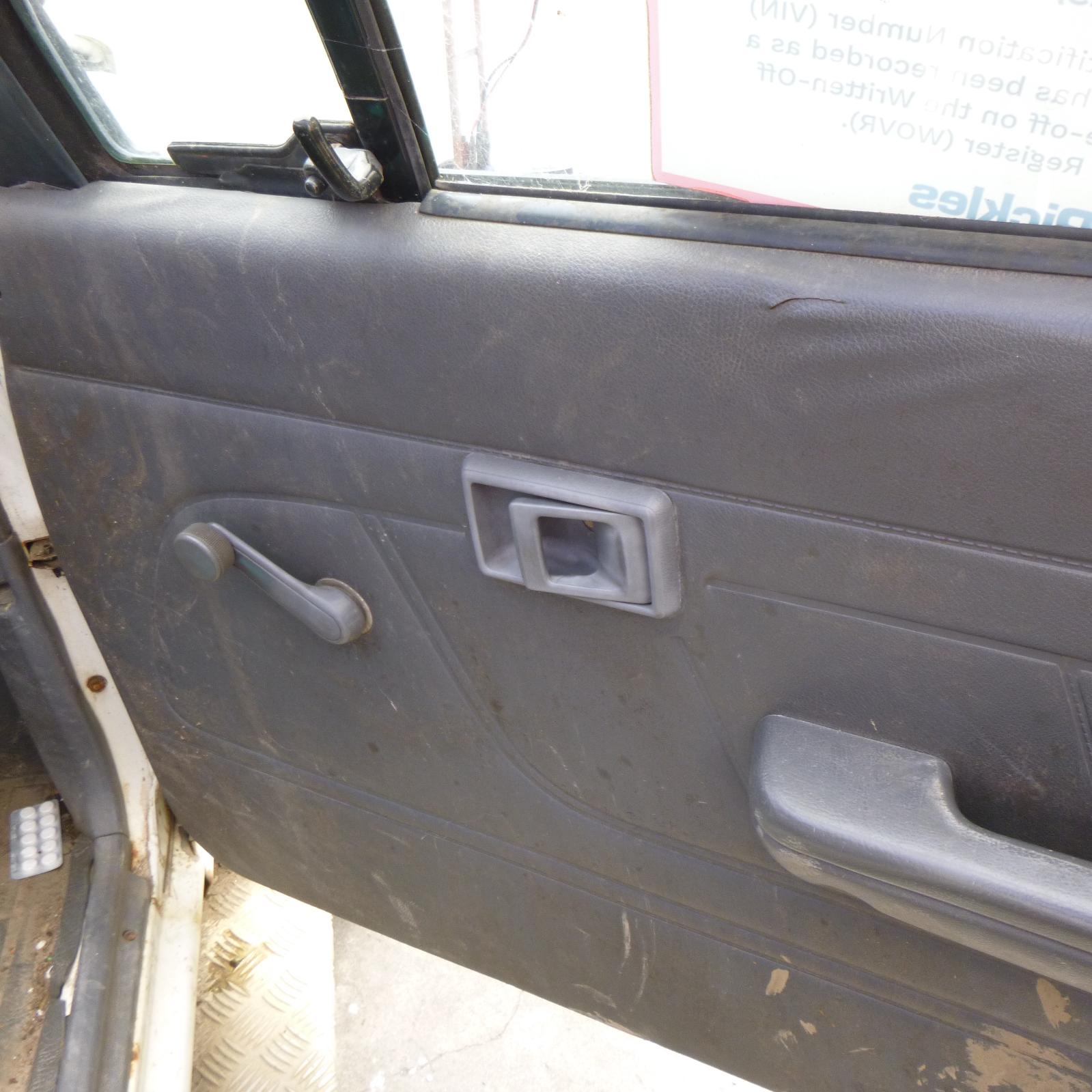 View Auto part Brake Booster Toyota Hilux 1996