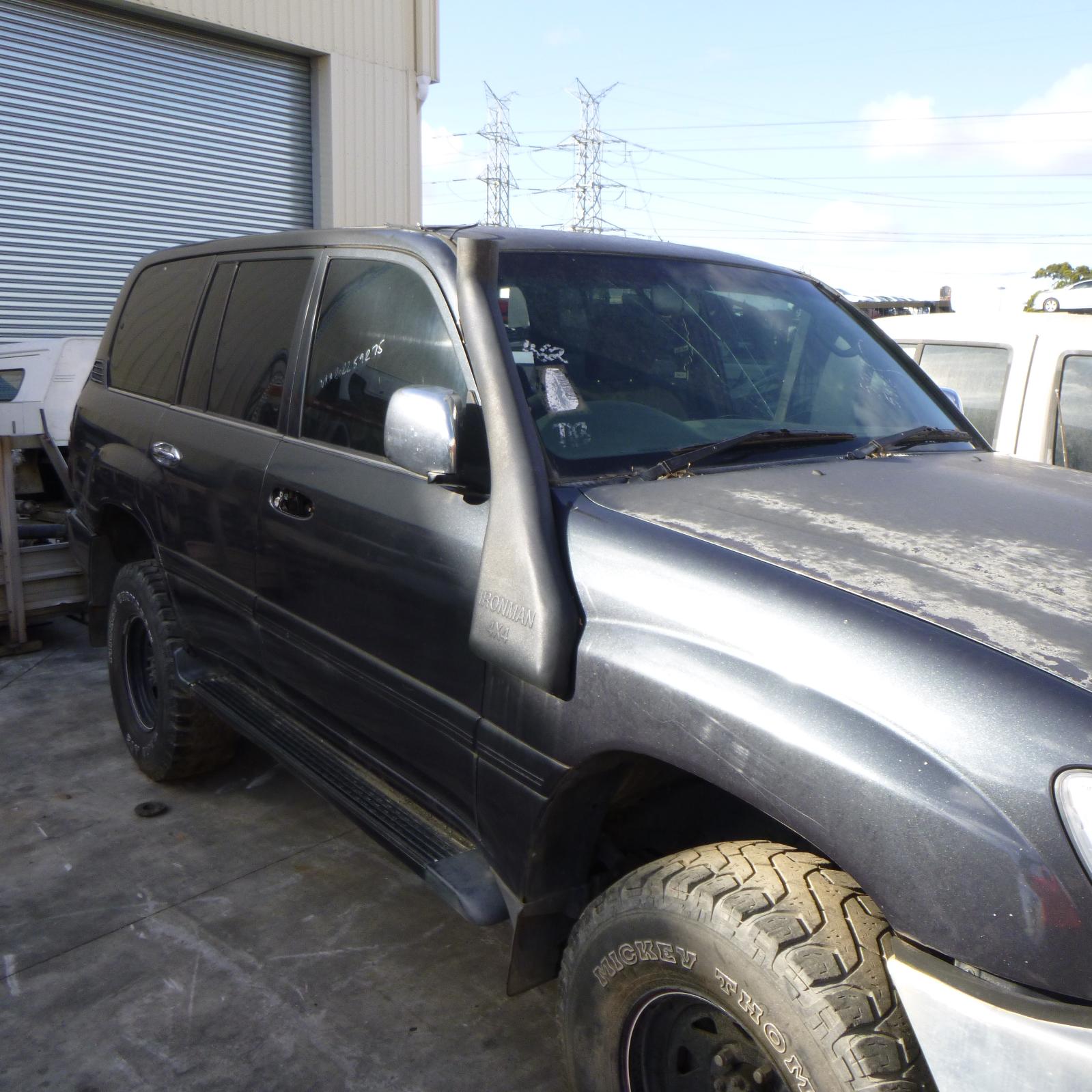 View Auto part Front Bumper Toyota Landcruiser 2000