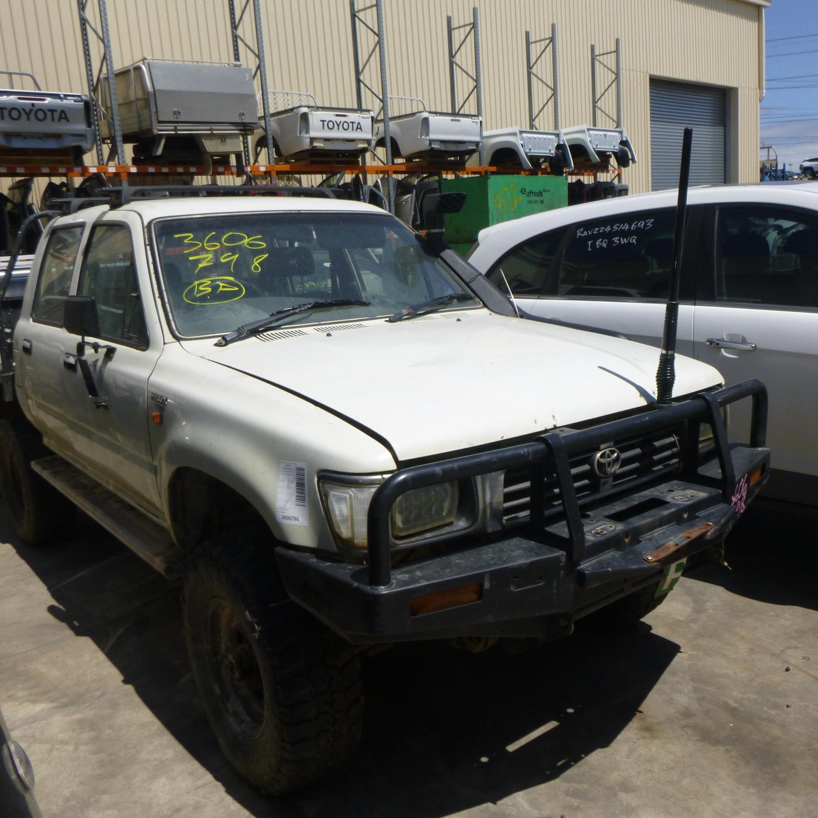 View Auto part Interior Mirror Toyota Hilux 1996