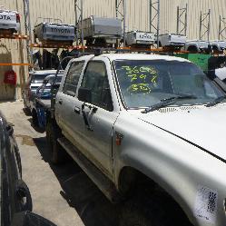 View Auto part Interior Mirror Toyota Hilux 1996