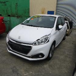 View Auto part Left Taillight Peugeot 208 2015